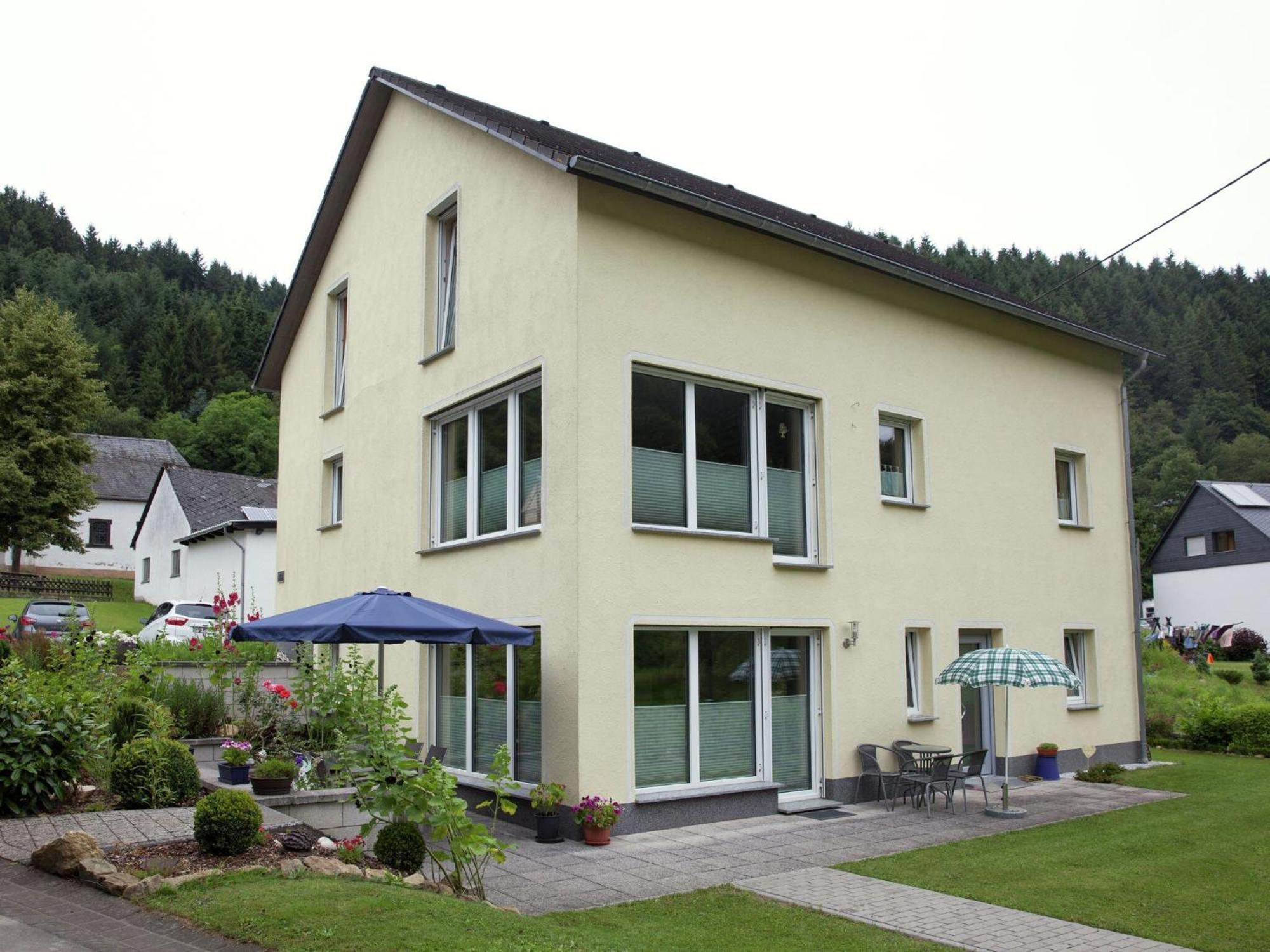 Apartment With Terrace And View Merschbach Buitenkant foto