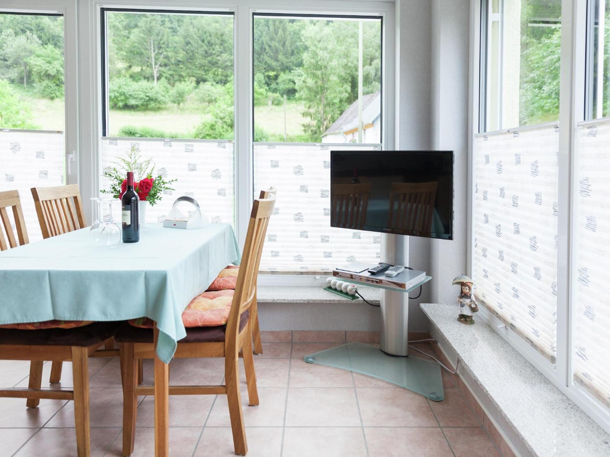 Apartment With Terrace And View Merschbach Buitenkant foto